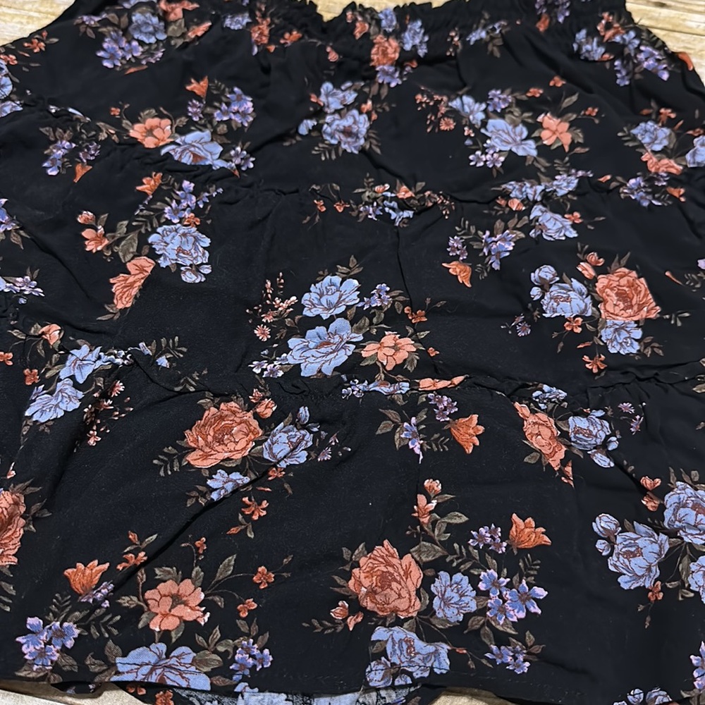 Live to be Spoiled floral flowy skirt - Picture 2 of 3